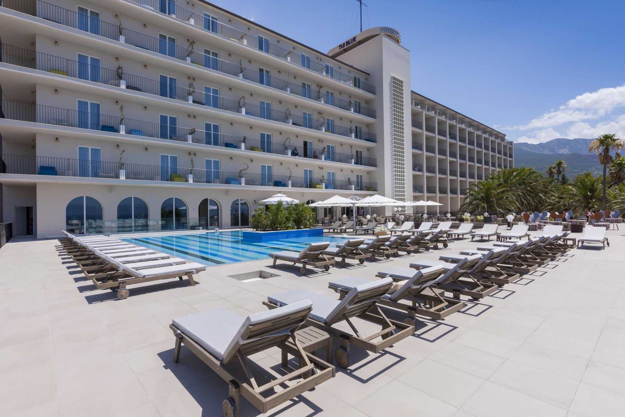 Hotel Bluesun Jadran
